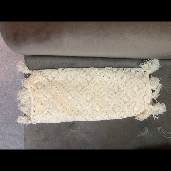 Off-white Infinity Scarf - Picture 2 of 9